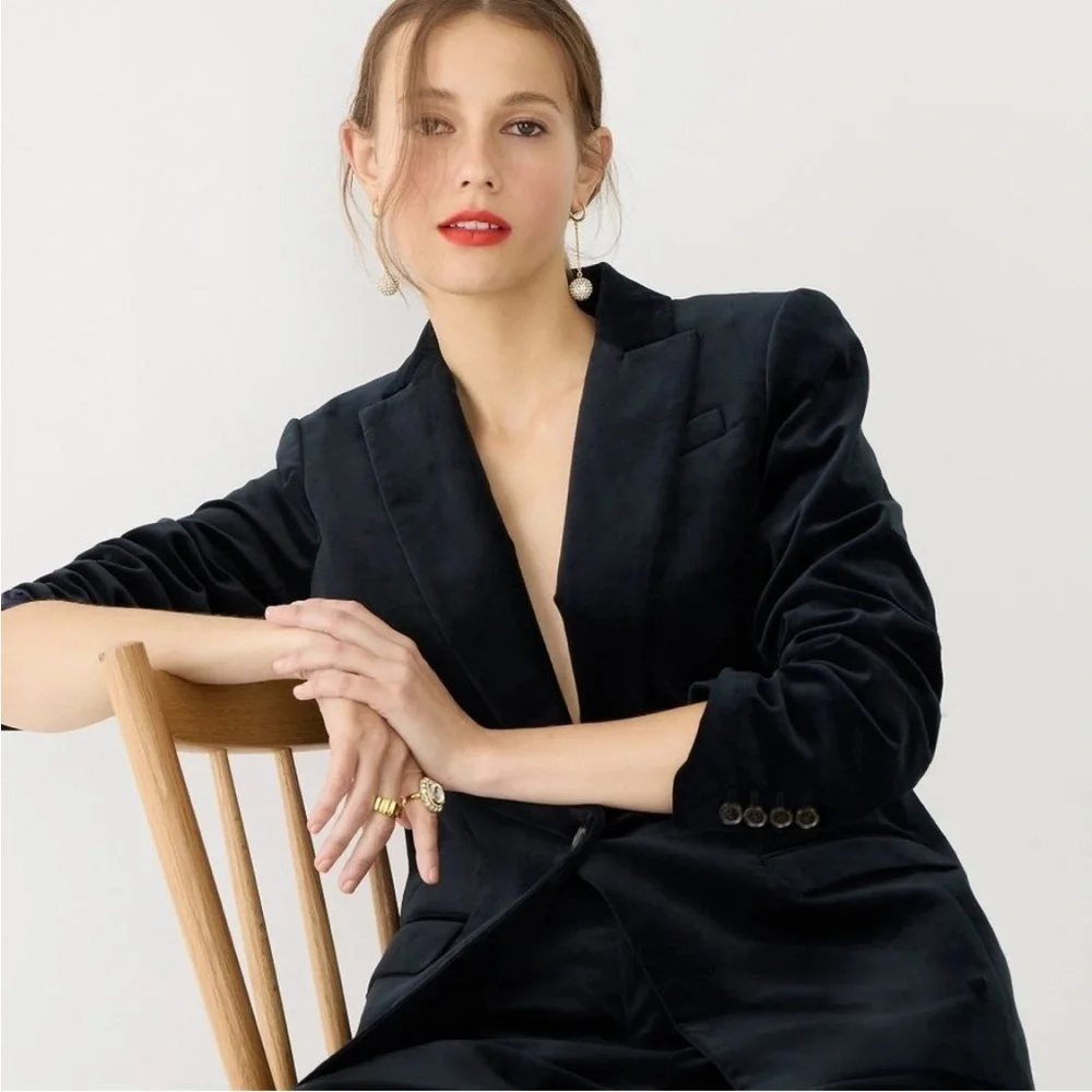 J. CREW Willa Blazer in Stretch Velvet Black size 2 - Picture 4 of 13